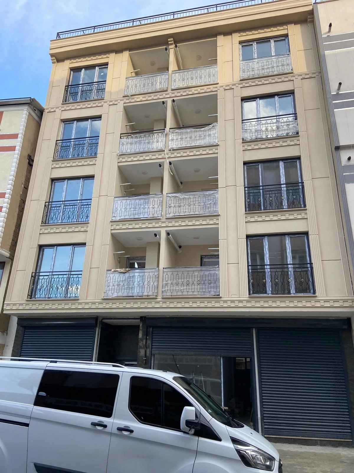 Kılıç Apartmanı yıkım ve saha hazırlığı